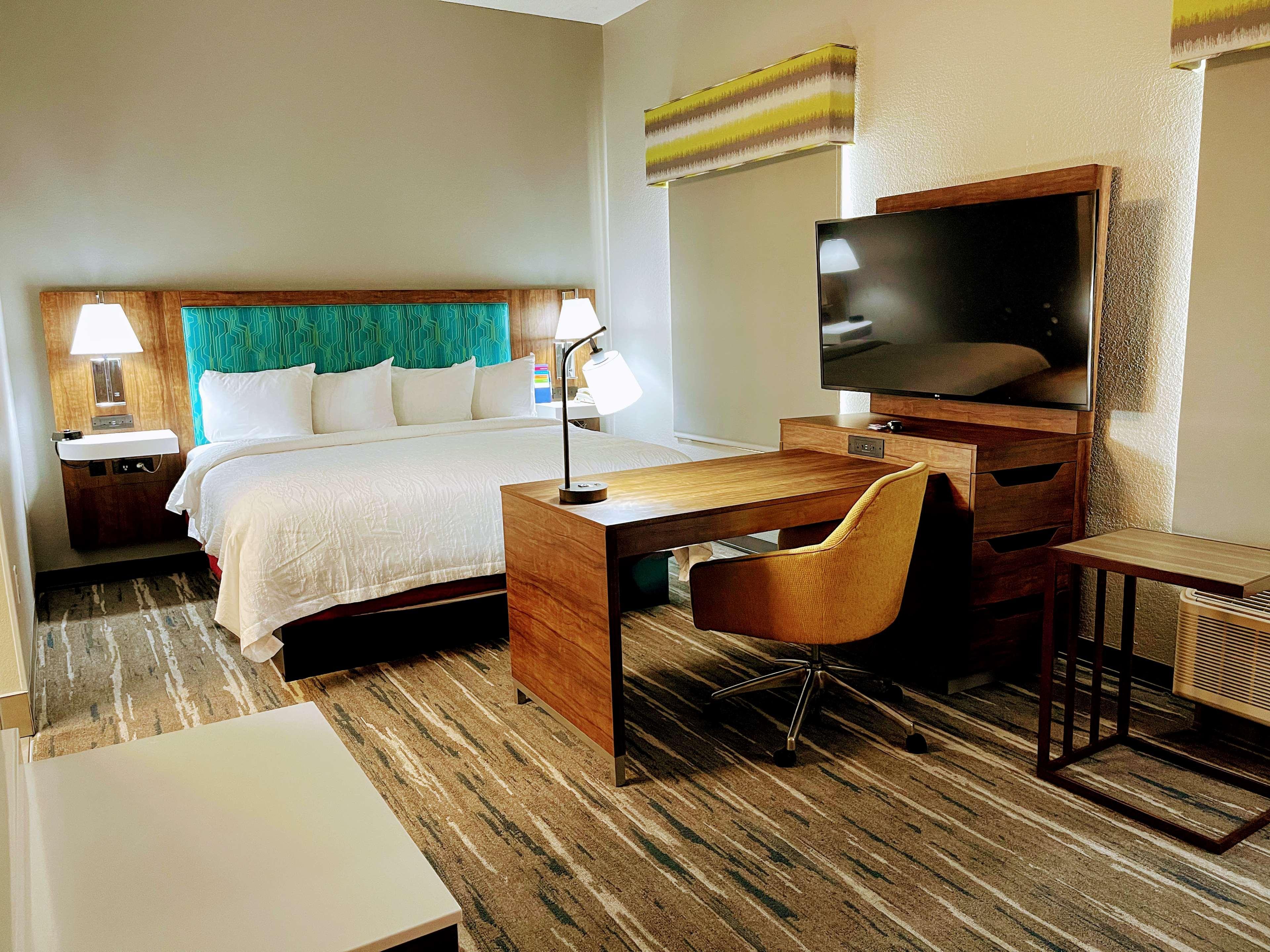 Hampton Inn & Suites Pensacola I-10 N At University Town Plaza Exteriör bild