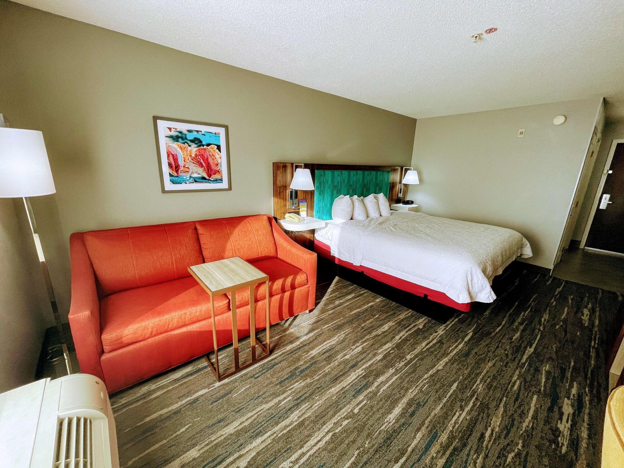 Hampton Inn & Suites Pensacola I-10 N At University Town Plaza Exteriör bild