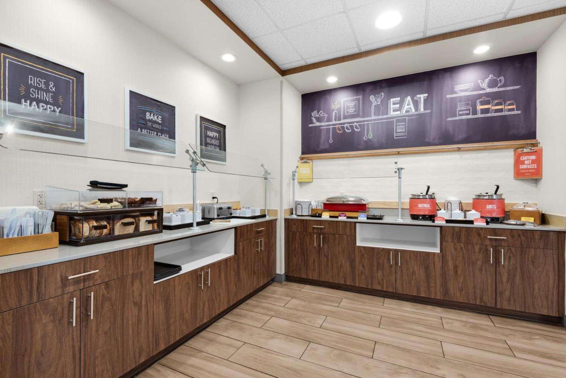Hampton Inn & Suites Pensacola I-10 N At University Town Plaza Exteriör bild