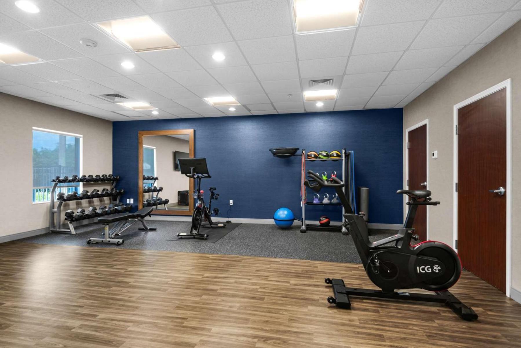 Hampton Inn & Suites Pensacola I-10 N At University Town Plaza Exteriör bild