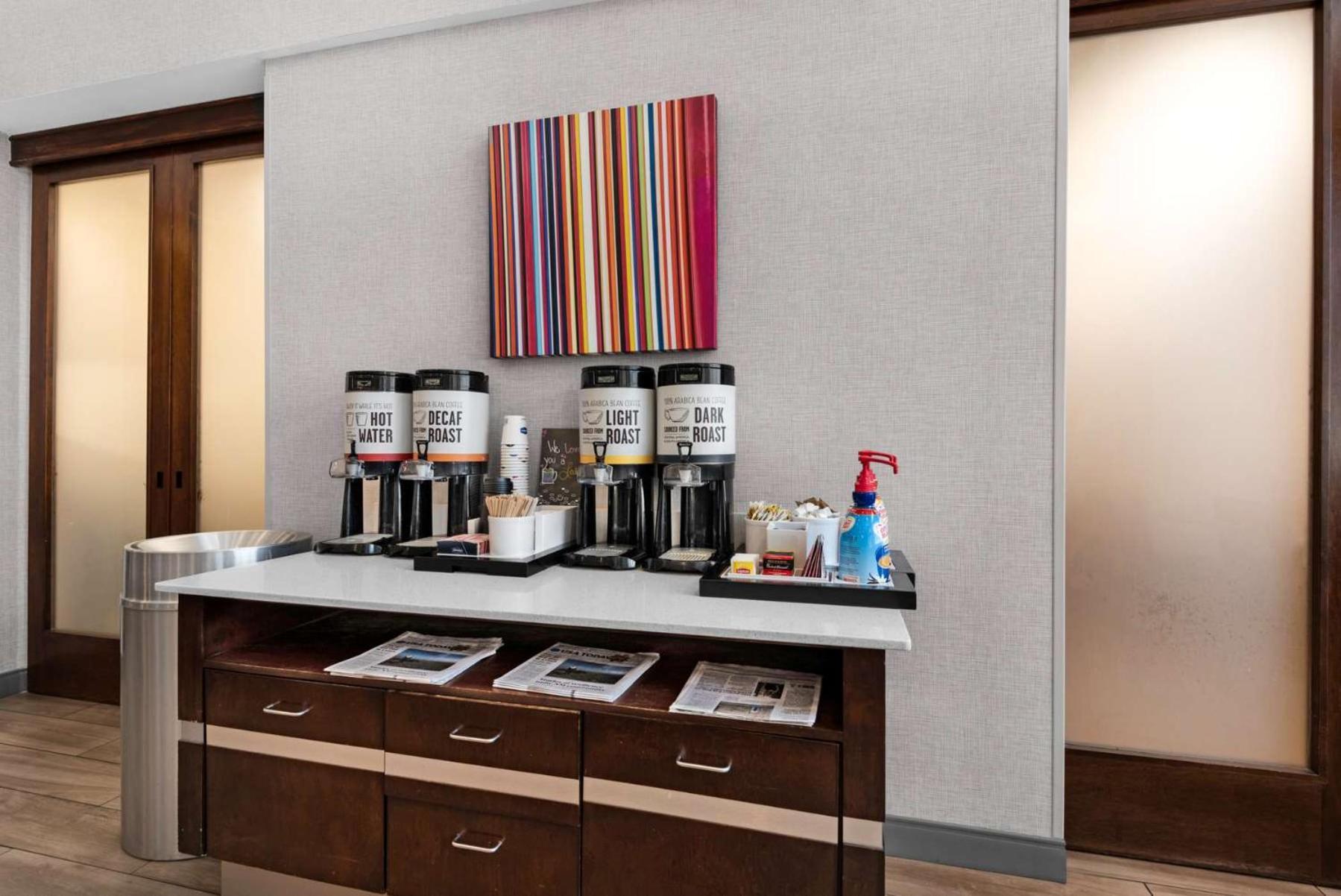 Hampton Inn & Suites Pensacola I-10 N At University Town Plaza Exteriör bild