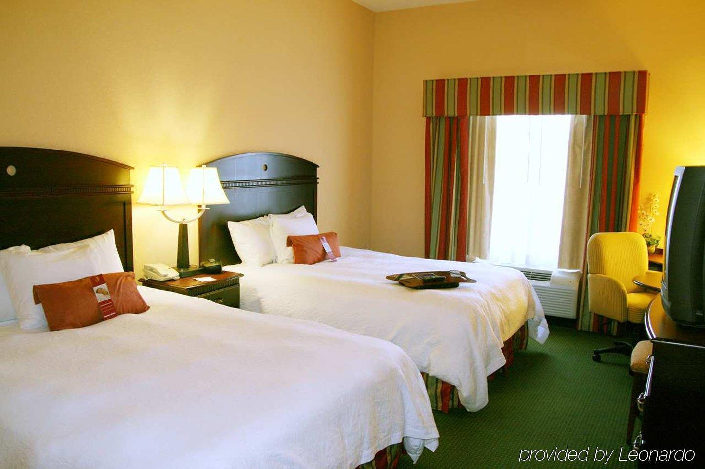 Hampton Inn & Suites Pensacola I-10 N At University Town Plaza Rum bild